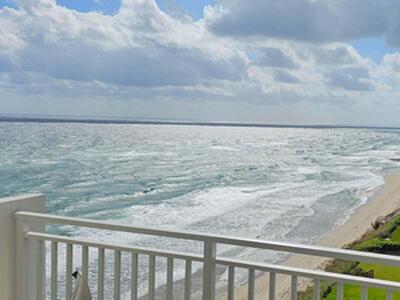4511 S Ocean Boulevard, Highland Beach, FL 33487
