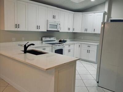 222 Citrus Trail, Boynton Beach, FL 33436