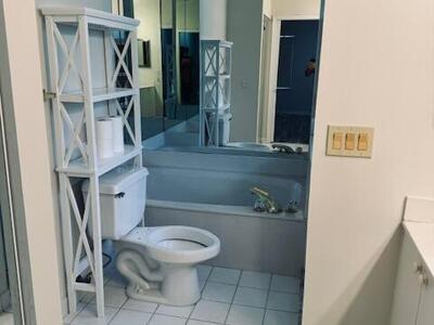 222 Citrus Trail, Boynton Beach, FL 33436