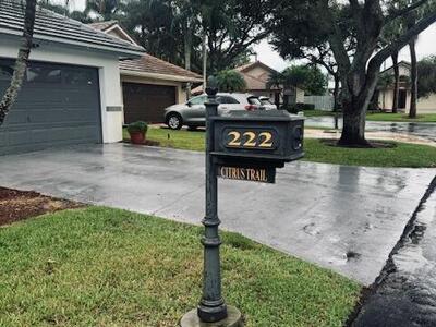 222 Citrus Trail, Boynton Beach, FL 33436