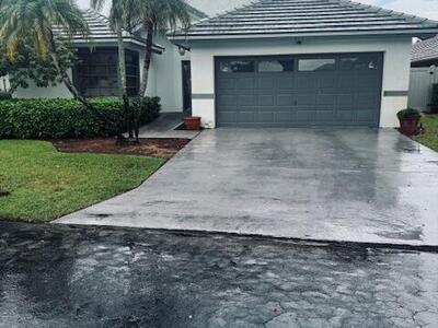 222 Citrus Trail, Boynton Beach, FL 33436