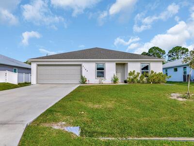 3189 SW Curcuma Street