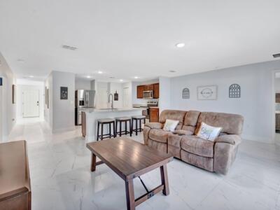 3189 SW Curcuma Street, Port Saint Lucie, FL 34953