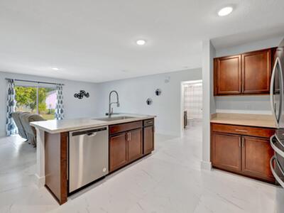 3189 SW Curcuma Street, Port Saint Lucie, FL 34953