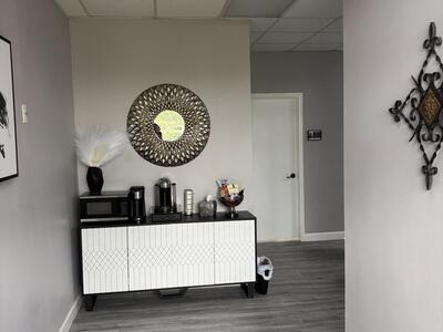 725 SE Port St Lucie Boulevard, Port Saint Lucie, FL 34984