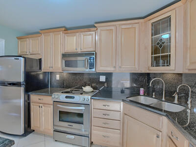 800 E Camino Real, Boca Raton, FL 33432