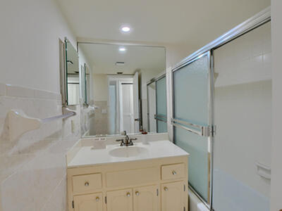 800 E Camino Real, Boca Raton, FL 33432