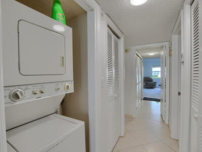 800 E Camino Real, Boca Raton, FL 33432