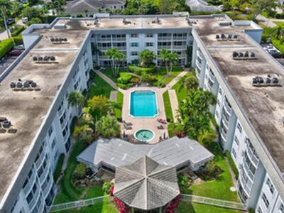 800 E Camino Real, Boca Raton, FL 33432