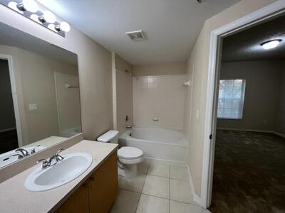 5024 Lantana Road, Lake Worth, FL 33463