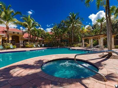 5024 Lantana Road, Lake Worth, FL 33463