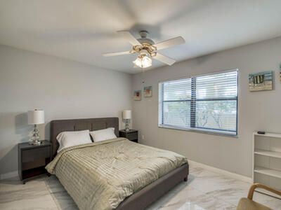 896 N Federal Highway, Lantana, FL 33462