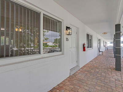 330 W Camino Real, Boca Raton, FL 33432