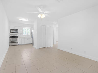 330 W Camino Real, Boca Raton, FL 33432