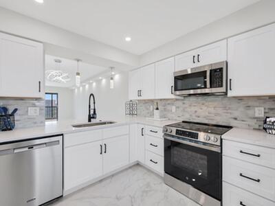 7290 Kinghurst Drive