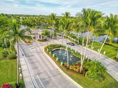 2887 N Bight, West Palm Beach, FL 33411
