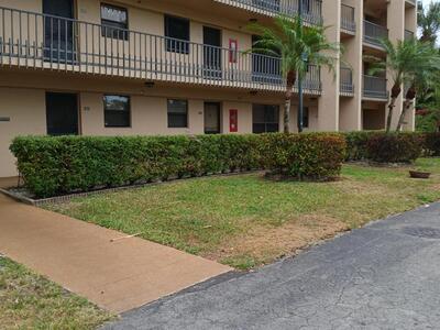 4760 Lucerne Lakes-F & S Boulevard W, Lake Worth, FL 33467