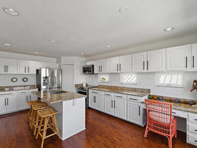 3463 Canal Court, Jupiter, FL 33469