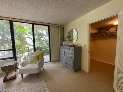 799 Jeffery Street, Boca Raton, FL 33487