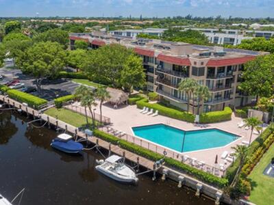 799 Jeffery Street, Boca Raton, FL 33487