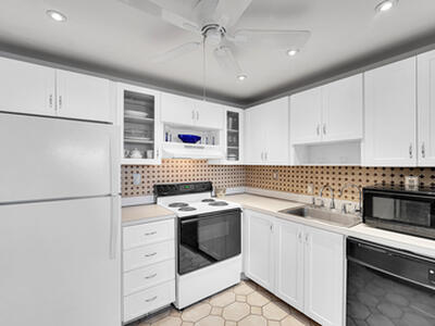 407 Piedmont I, Delray Beach, FL 33484