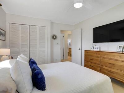 7643 Overlook Road, Lake Worth, FL 33462