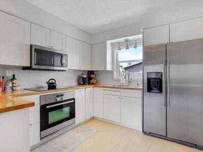 7643 Overlook Road, Lake Worth, FL 33462