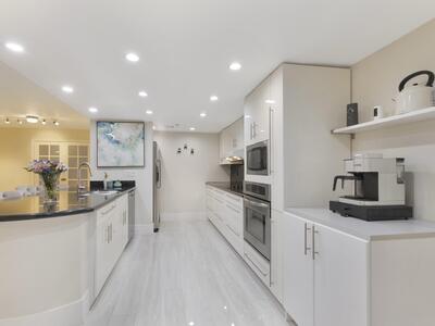 955 Egret Circle, Delray Beach, FL 33444