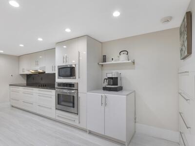 955 Egret Circle, Delray Beach, FL 33444