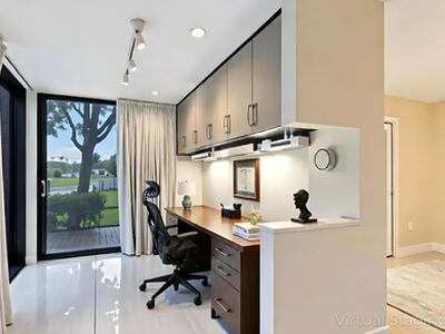 955 Egret Circle, Delray Beach, FL 33444