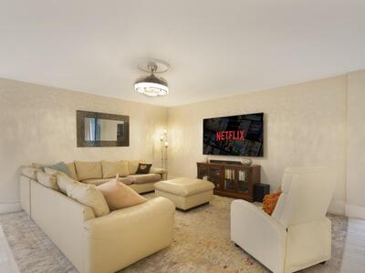 955 Egret Circle, Delray Beach, FL 33444