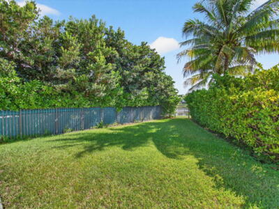 19886 Meadowside Lane, Boca Raton, FL 33498