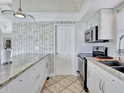 1733 SW 5th Court, Fort Lauderdale, FL 33312