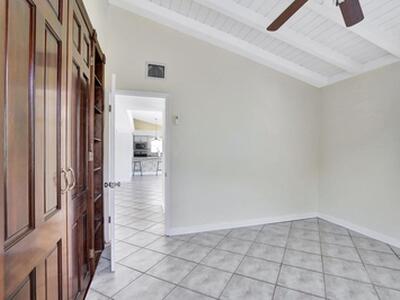 1733 SW 5th Court, Fort Lauderdale, FL 33312