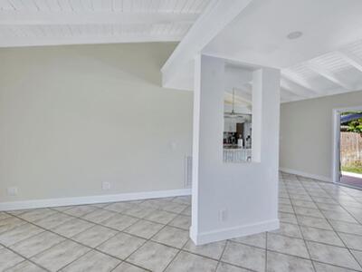 1733 SW 5th Court, Fort Lauderdale, FL 33312