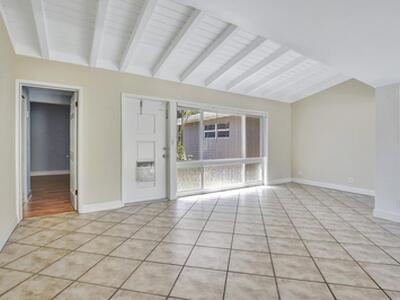 1733 SW 5th Court, Fort Lauderdale, FL 33312