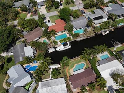 1733 SW 5th Court, Fort Lauderdale, FL 33312