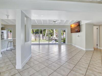 1733 SW 5th Court, Fort Lauderdale, FL 33312