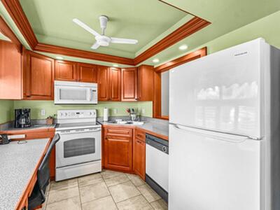 35 SE 13th Street, Boca Raton, FL 33432