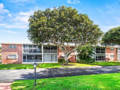 35 SE 13th Street, Boca Raton, FL 33432