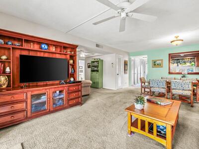 35 SE 13th Street, Boca Raton, FL 33432