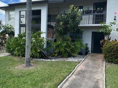 13283 Pineapple Palm Court