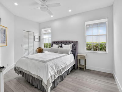 6668 NW 25th Terrace, Boca Raton, FL 33496