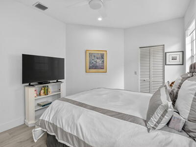 6668 NW 25th Terrace, Boca Raton, FL 33496