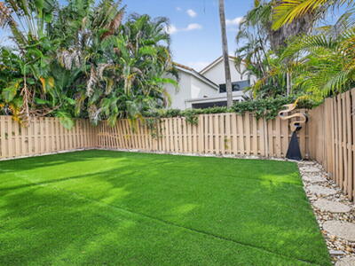 6668 NW 25th Terrace, Boca Raton, FL 33496