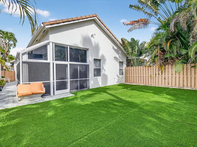 6668 NW 25th Terrace, Boca Raton, FL 33496