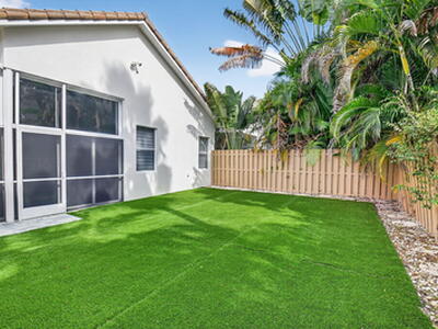 6668 NW 25th Terrace, Boca Raton, FL 33496