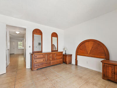 111 Dorchester E, West Palm Beach, FL 33417