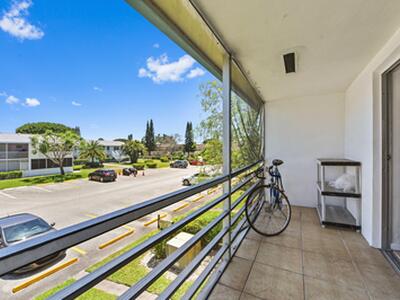 111 Dorchester E, West Palm Beach, FL 33417