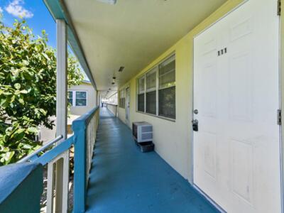 111 Dorchester E, West Palm Beach, FL 33417